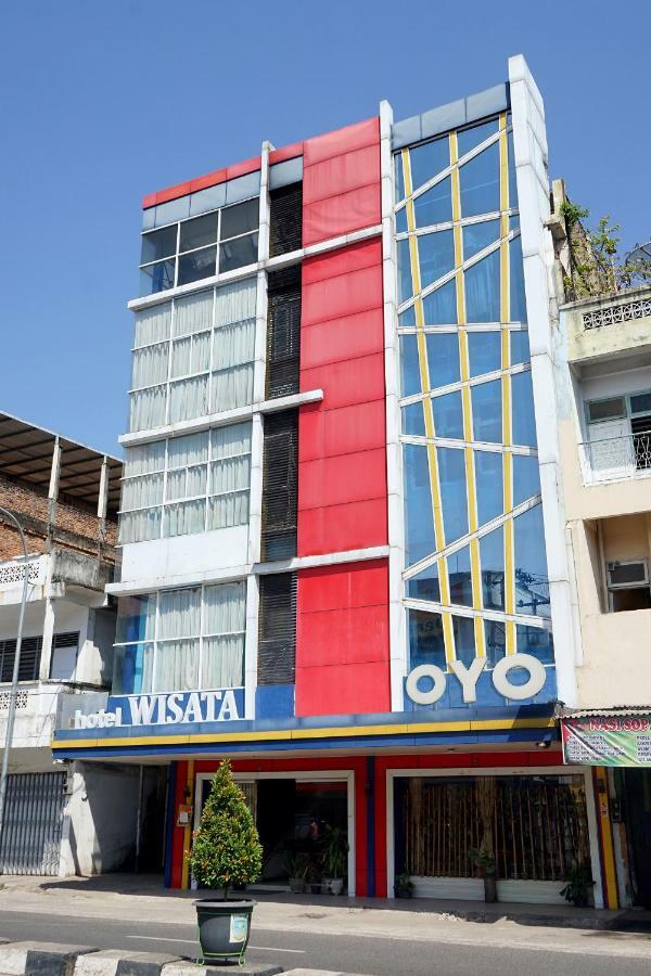 Oyo 1253 Hotel Wisata Jambi Exterior photo